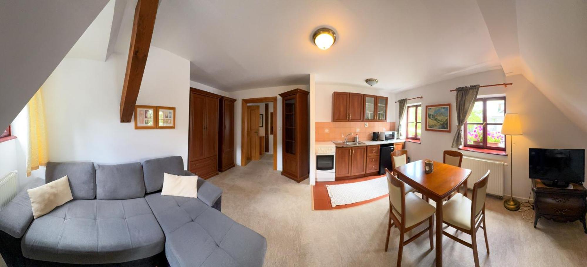 Hotel Resla I, Ii, 3*