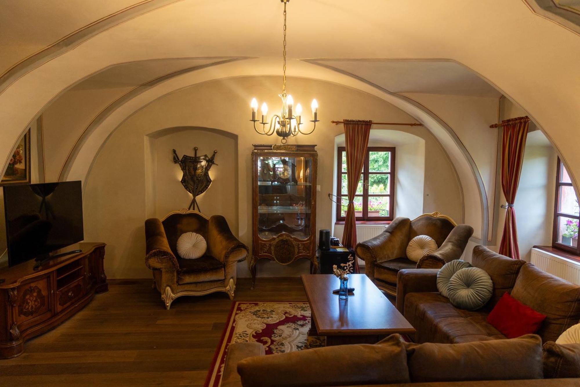 Resla I, Ii, Banská Štiavnica